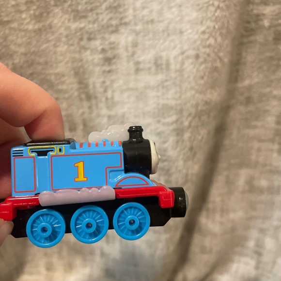 Thomas the Train Die Cast - Picture 3 of 3